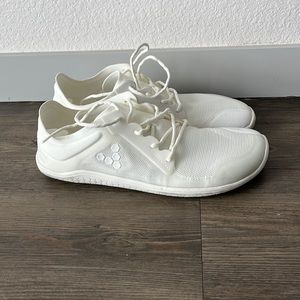 Vivobarefoot Primus Lite III
